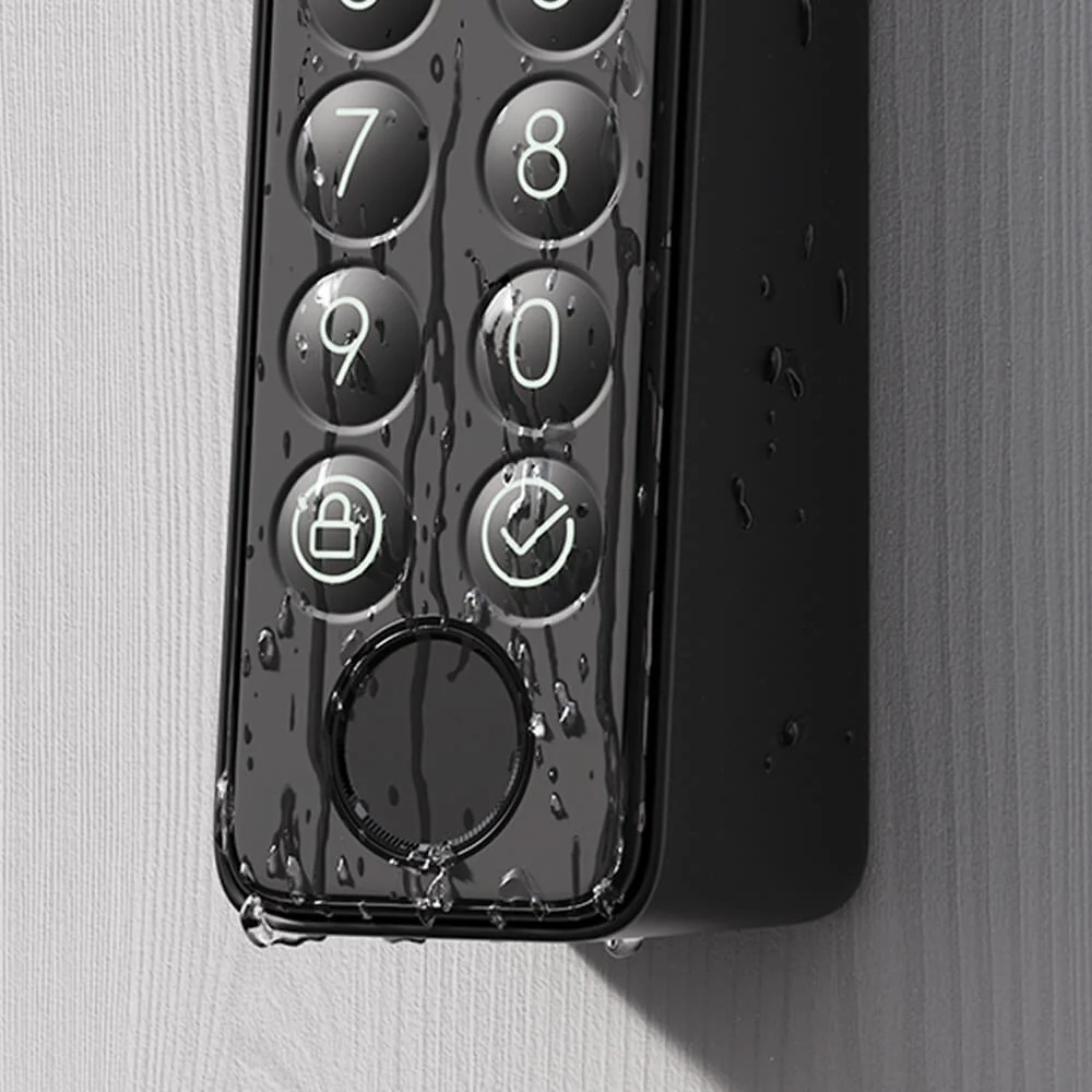 SwitchBot 智慧門鎖 Keypad Touch 指紋解鎖數字鍵盤 支援IP65防水防塵等級